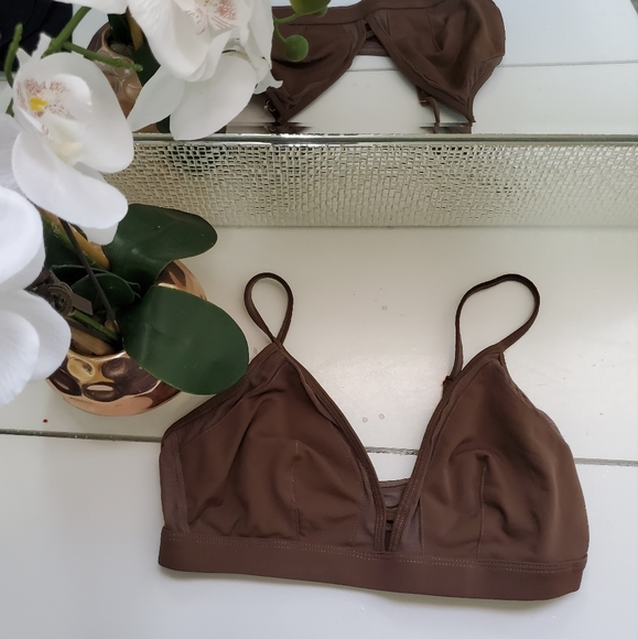 Naked Rebellion Brallet Wireless Bra Size Medium - Picture 1 of 5